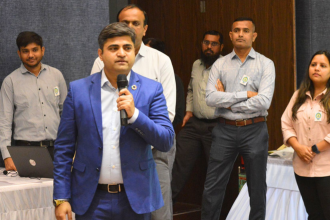 dr-nitin-dumasia-sharing-valuable-insghits-on-esg